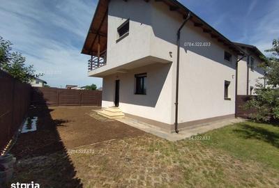 Casă cu 4 camere cu Teren 250 Mp în Berceni