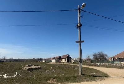 Teren de 4523 mp, în Cernele