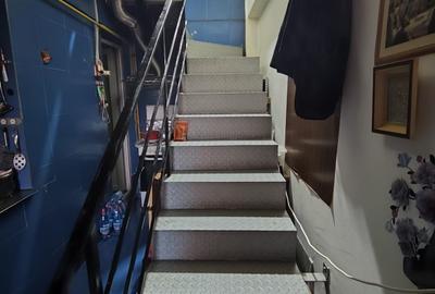 Casă cu 4 camere în Central - 2