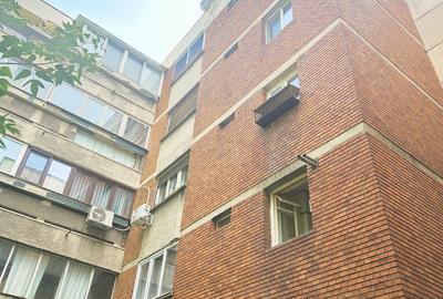 Apartament cu 2 camere decomandat în Militari