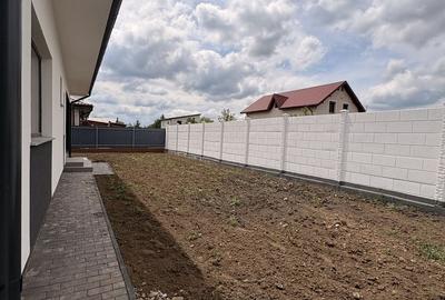 Casă cu 4 camere în Șendreni - 12