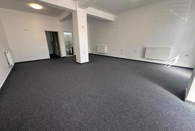 Spațiu comercial, de 60 mp, în Central