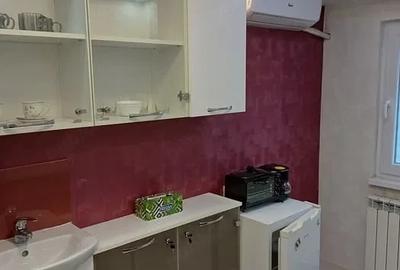 Garsonieră decomandată în Unirii
