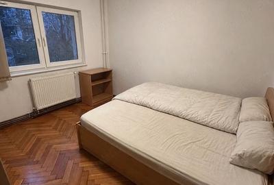 Apartament cu 2 camere decomandat, mobilat în Zorilor