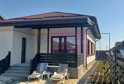 Casă individuală cu 4 camere cu Canalizare în Săbăreni - 2