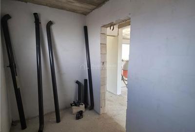 Casă cu 3 camere cu Teren 700 Mp în Gostinari - 1