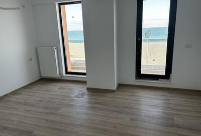Penthouse cu 3 camere decomandat în Central - 10