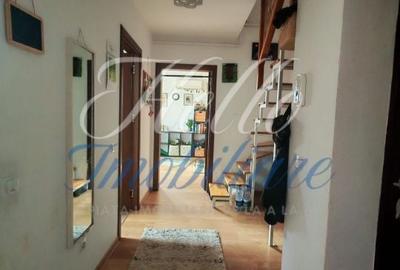 Apartament cu 4 camere decomandat în Baciu