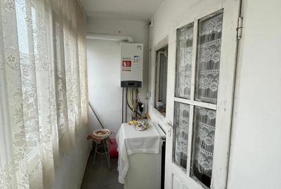 Apartament cu 3 camere decomandat în Central - 1