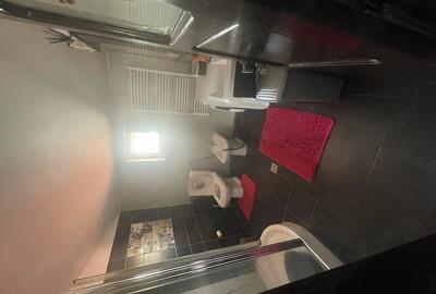 Casă cu Teren 300 Mp în Central - 1