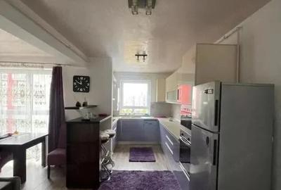 Apartament cu 3 camere decomandat în Avantgarden