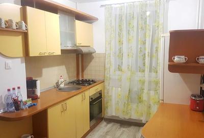 Apartament cu 3 camere decomandat în Circumvalațiunii