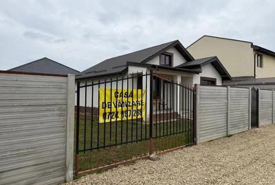 Casă cu 2 camere cu Teren 339 Mp în Central