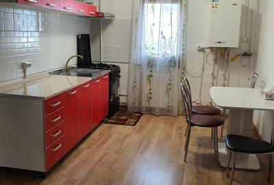 Apartament cu 3 camere decomandat în Micro 3
