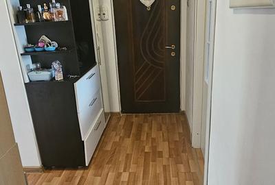 Apartament cu 4 camere decomandat în Cornitoiu - 2