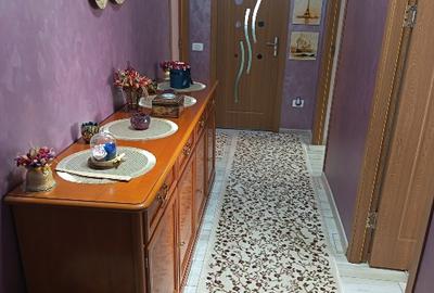 Apartament cu 2 camere decomandat în Șcheia