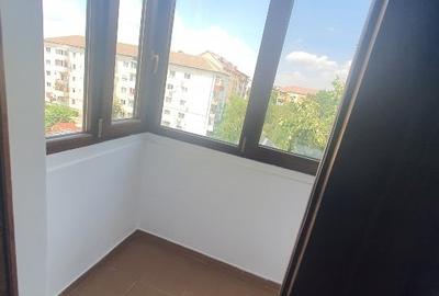 Apartament cu 2 camere semidecomandat, mobilat în Girocului - 9