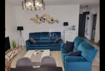 Apartament cu 3 camere decomandat în Libertății