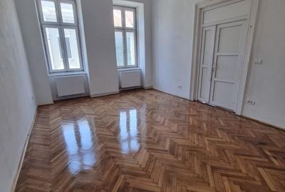 Apartament cu 3 camere decomandat în Ultracentral - 2
