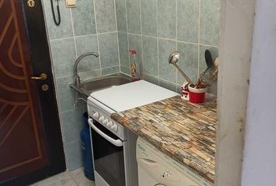 Garsonieră nedecomandată în Central - 1