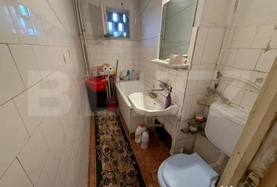 Apartament cu 3 camere semidecomandat în Central