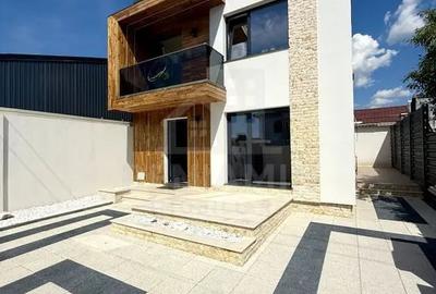 Casă cu 4 camere cu Teren 250 Mp în Brestei - 2