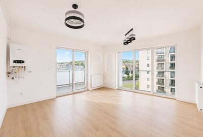 Apartament cu 4 camere semidecomandat în Dâmbul Rotund