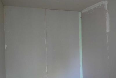 Apartament cu 3 camere semidecomandat în Exterior Vest - 2