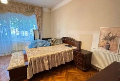 Apartament cu 2 camere decomandat, mobilat în Titulescu - 1
