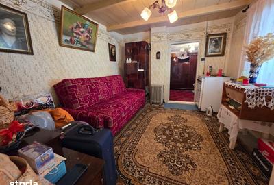 Casă cu 4 camere cu Teren 2000 Mp în Central - 6