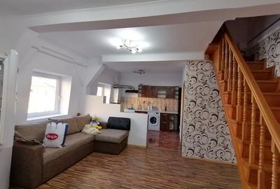 Apartament cu 3 camere decomandat, mobilat în Ostroveni
