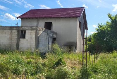 Casă cu 5 camere cu Teren 770 Mp în Agigea - 4