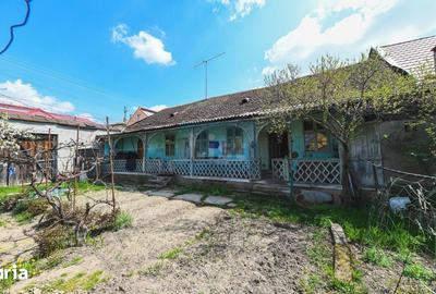 Casă cu 3 camere cu Teren 480 Mp în Central