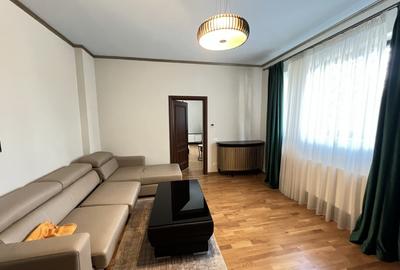 Apartament cu 2 camere nedecomandat, mobilat în Central
