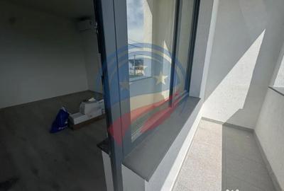 Casă cu 5 camere cu Teren 475 Mp în Braniște (Podari) - 12