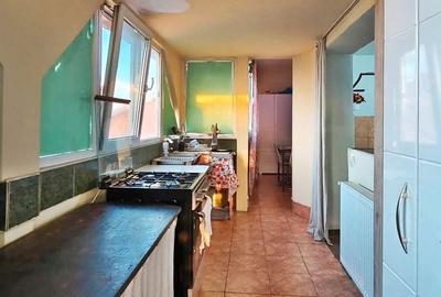 Apartament cu 3 camere în Dacia