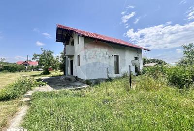 Casă cu 3 camere cu Teren 1000 Mp în Bradu - 8