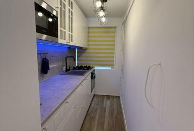 Apartament cu 4 camere decomandat, mobilat în Circumvalațiunii - 1