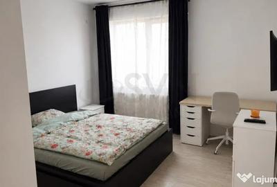 Apartament cu 3 camere decomandat în Victoriei