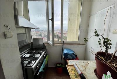 Apartament cu 4 camere semidecomandat în Central - 3