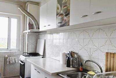 Apartament cu 2 camere decomandat în 1 Mai - 3