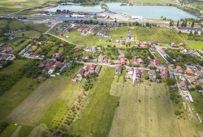 Teren Construcții intravilan de 1937 mp, în Ghioroc - 4