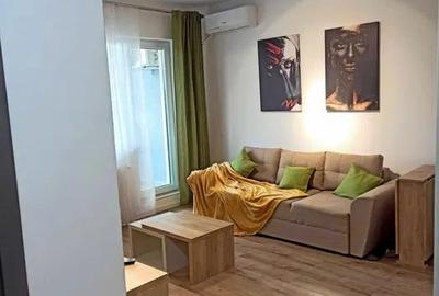 Apartament cu 2 camere semidecomandat, mobilat în Regie