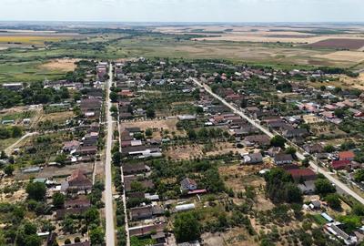 Teren Construcții intravilan de 90000 mp, în Bărăteaz - 14