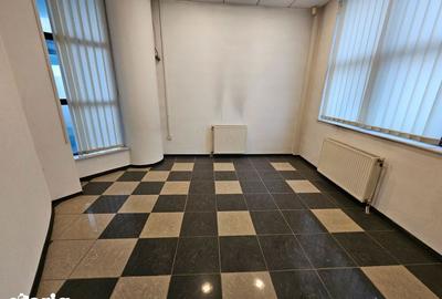 Spațiu comercial, de 185 mp, în Ultracentral - 7