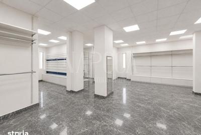 Spațiu comercial, de 113 mp, în Central - 4
