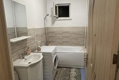 Apartament cu 3 camere în Traian - 1