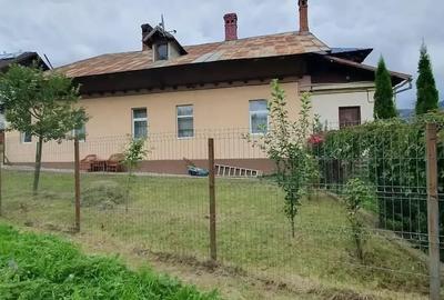 Apartament cu 2 camere nedecomandat în Azuga