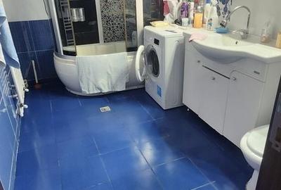 Casă cu 6 camere cu Teren 3160 Mp în Central - 7