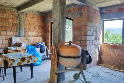 Casă individuală cu 5 camere cu Canalizare în Capul Câmpului - 5